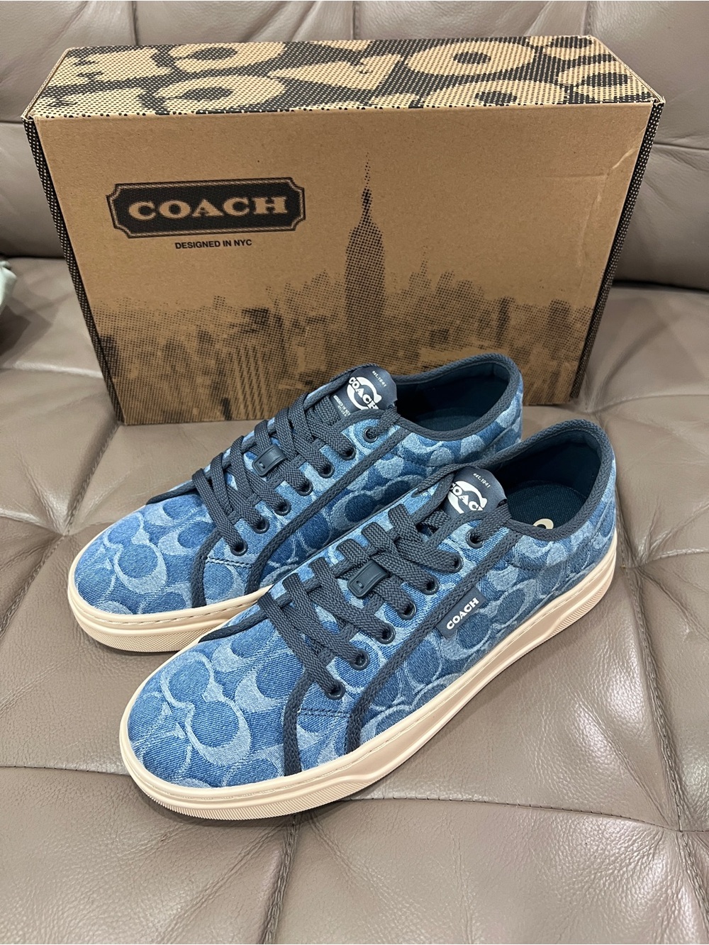 NEW Coach Woman Canvas Sneaker In Signature Denim CDQ99 Light Denim Size9.5